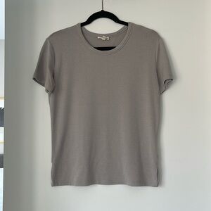 Aritzia Wilfred Free T-Shirt